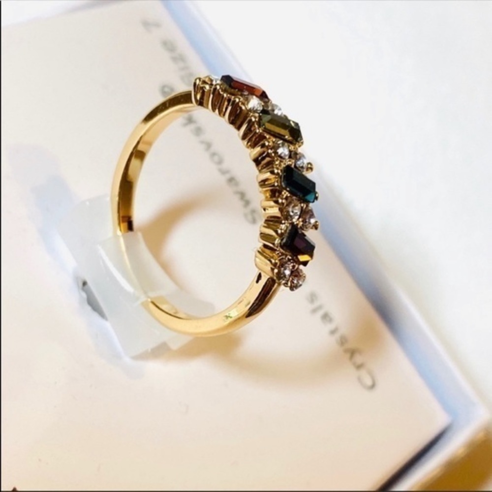 Beautiful Multi-color Stone Gold-Tone Ring with Swarovski Crystals - Picture 9 of 10